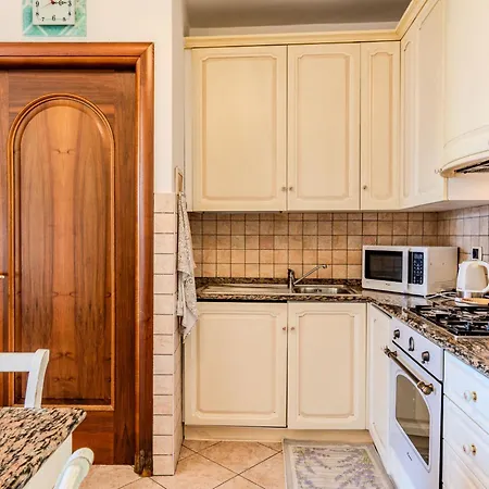 Sole By Interhome Appartement Gravedona